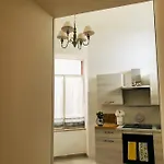 Casa Larrosa *