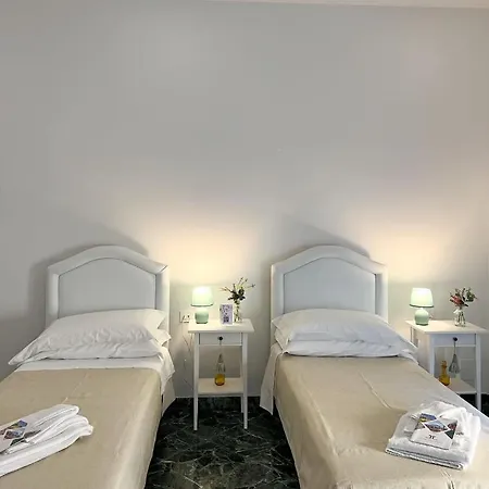 Casa Larrosa Apartment